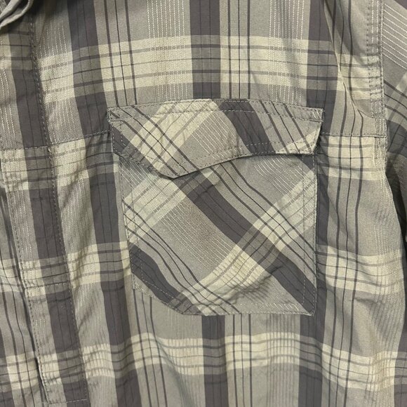 Alpine Design Mens Shirt Large Short Sleeve Green Plaid Hidden Snap Buttons - Picture 2 of 9